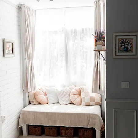 Cozy Stay, Free Parking, Quiet Nights *